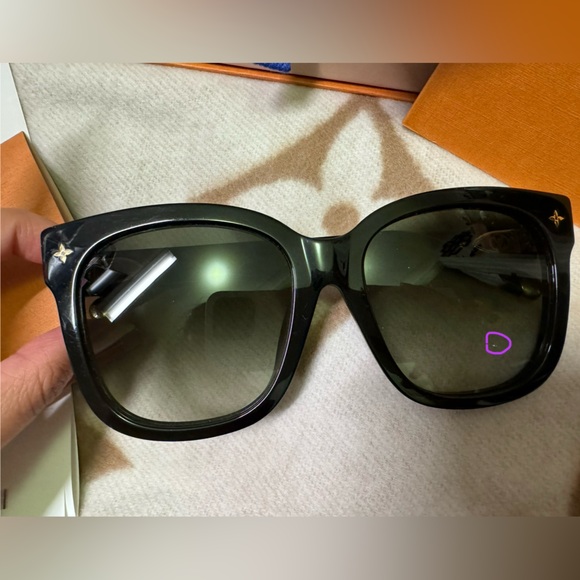 LOUIS VUITTON Sunglasses My Monogram Cat Eye Smoke Gradient Z1729E - Picture 8 of 8